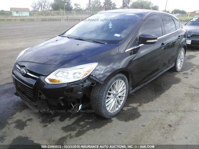 1FAHP3M25CL415075 - 2012 FORD FOCUS SEL BLACK photo 6