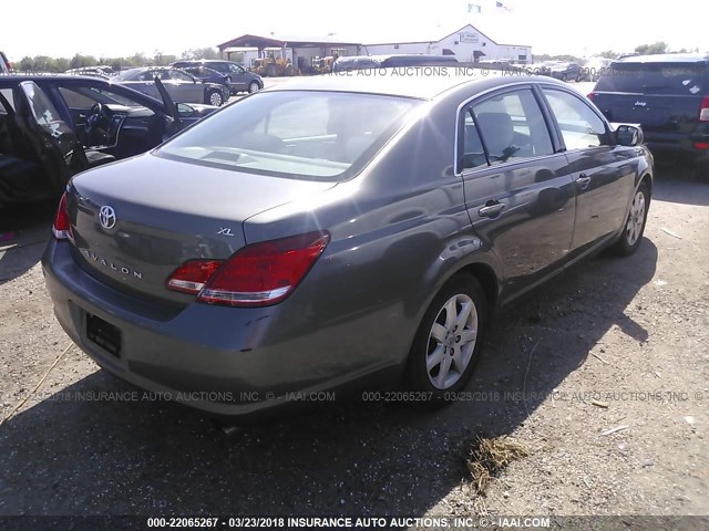 4T1BK36B67U167829 - 2007 TOYOTA AVALON XL/XLS/TOURING/LIMITED GRAY photo 4