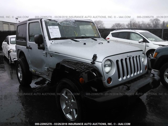1J4AA2D10BL596285 - 2011 JEEP WRANGLER SPORT 银色 照片 1