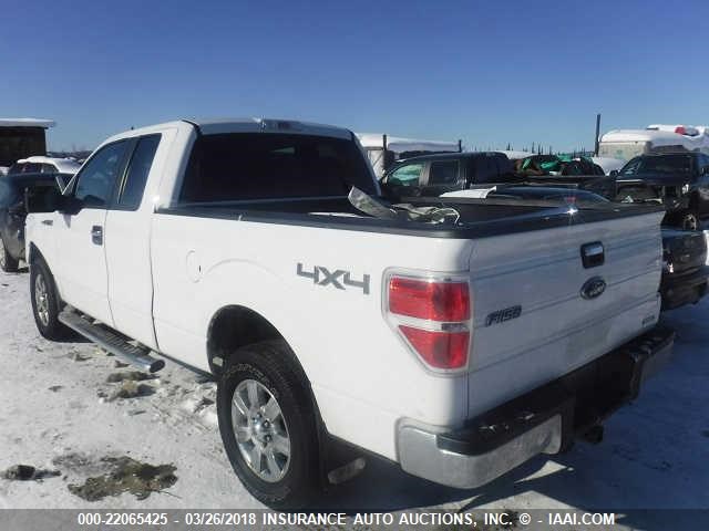 1FTFX1EF6BFA50619 - 2011 FORD F150 SUPER CAB WHITE photo 3