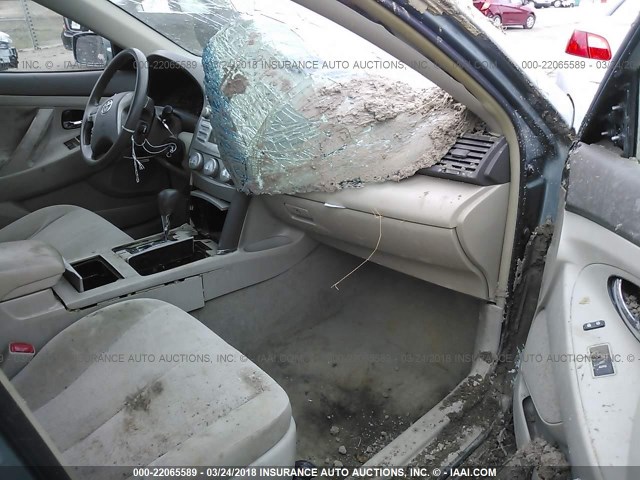 4T1BF3EKXAU559628 - 2010 TOYOTA CAMRY SE/LE/XLE Жасыл фото 5