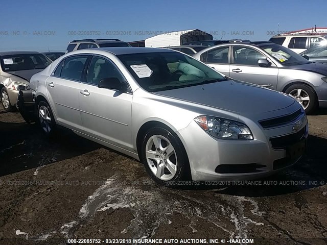 1G1ZB5E09CF302985 - 2012 CHEVROLET MALIBU LS 银色 照片 1