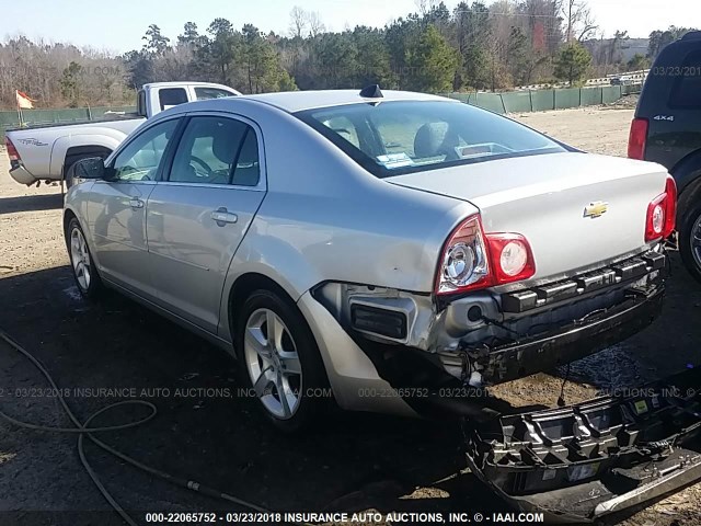 1G1ZB5E09CF302985 - 2012 CHEVROLET MALIBU LS 银色 照片 3