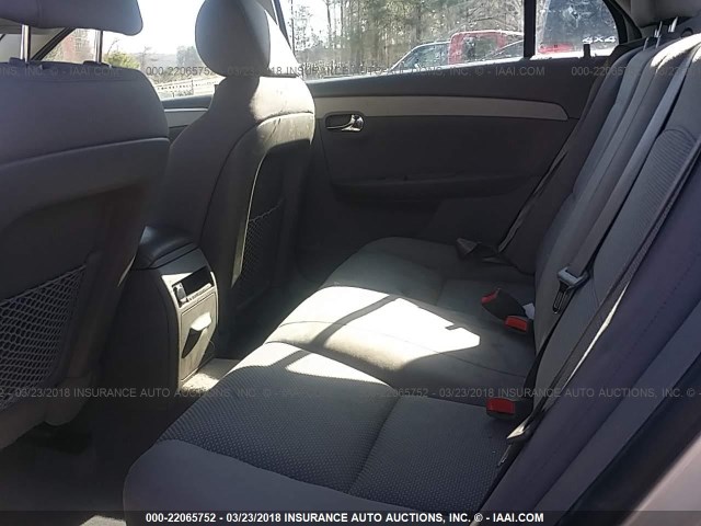 1G1ZB5E09CF302985 - 2012 CHEVROLET MALIBU LS 银色 照片 8