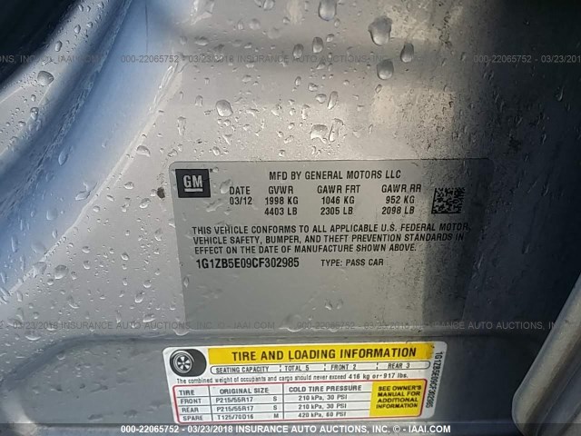 1G1ZB5E09CF302985 - 2012 CHEVROLET MALIBU LS 银色 照片 9