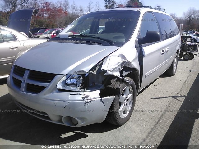 2D4GP44L87R216123 - 2007 DODGE GRAND CARAVAN SXT SILVER photo 6