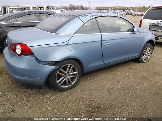 WVWFA71F88V019090 - 2008 VOLKSWAGEN EOS LUX 蓝色 照片 4