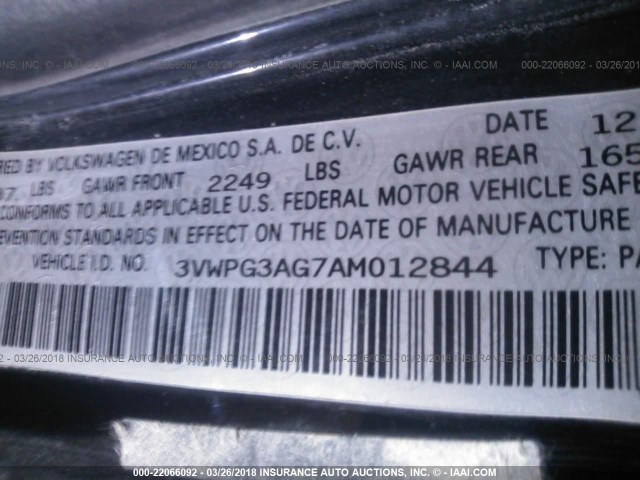 3VWPG3AG7AM012844 - 2010 VOLKSWAGEN NEW BEETLE 黑色 照片 9