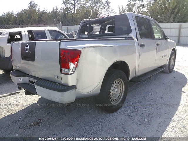 1N6AA07D28N324220 - 2008 NISSAN TITAN XE/SE/LE SILVER photo 4