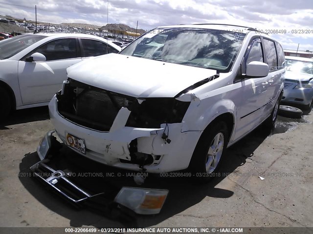 2D8HN54P18R802990 - 2008 DODGE GRAND CARAVAN SXT WHITE photo 2