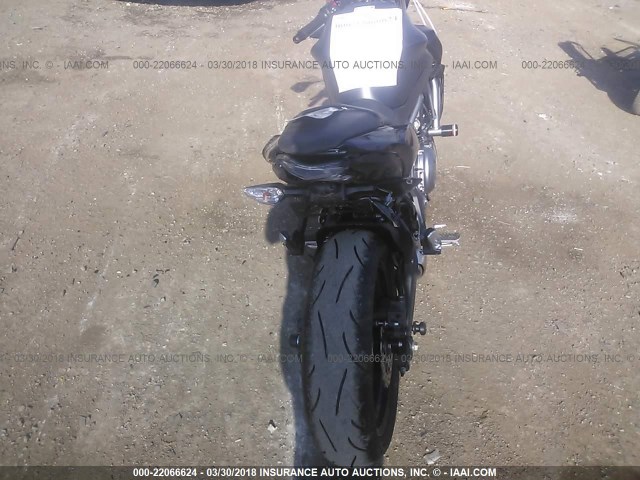 JKAEREH10HDA01415 - 2017 KAWASAKI ER650 H BLACK photo 6