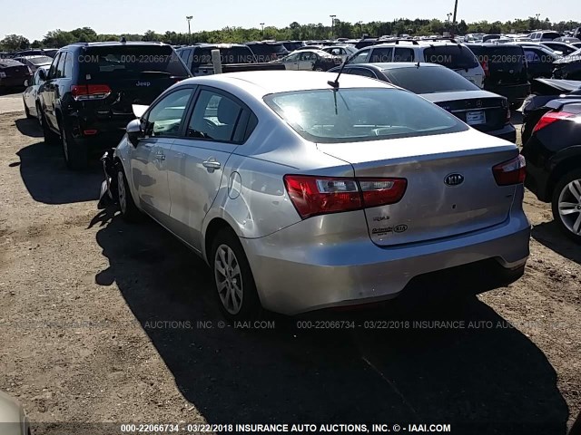KNADM4A32H6014610 - 2017 KIA RIO LX Արծաթագույն լուսանկար 3