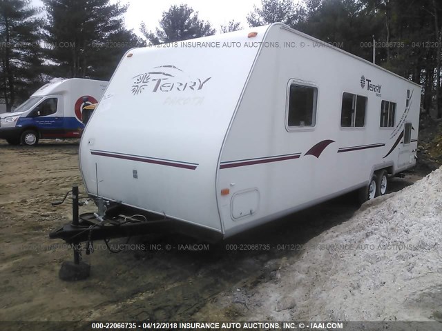 1EA2S292X22802861 - 2002 FLEETWOOD CAMPER  WHITE photo 2