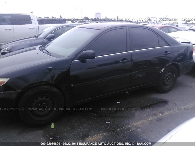 4T1BE32K04U299347 - 2004 TOYOTA CAMRY LE/XLE/SE BLACK photo 6