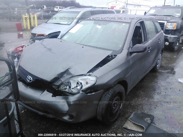 2T1KR32E37C681392 - 2007 TOYOTA COROLLA MATRIX XR GRAY photo 2