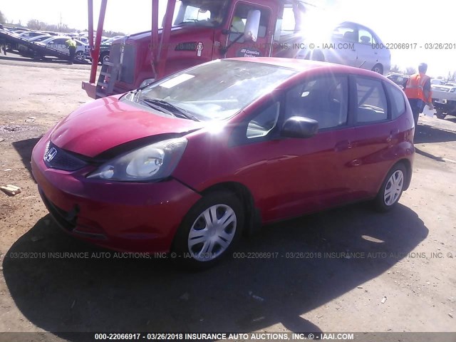 JHMGE8H21AC038159 - 2010 HONDA FIT RED photo 2