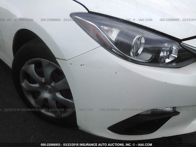 JM1BM1T75F1267441 - 2015 MAZDA 3 SV WHITE photo 6