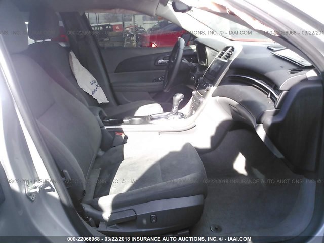 1G11B5SA2DF229583 - 2013 CHEVROLET MALIBU LS SILVER photo 5