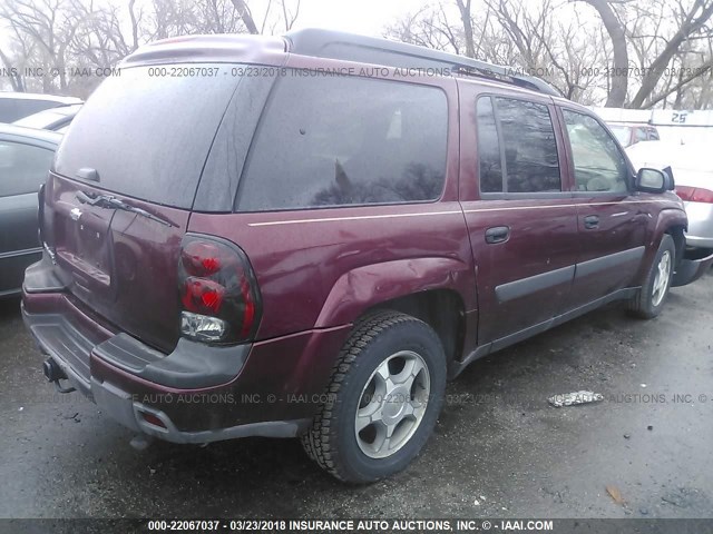 1GNES16S256137791 - 2005 CHEVROLET TRAILBLAZER EXT LS/EXT LT MAROON photo 4