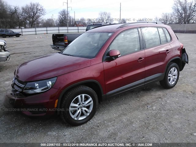 WVGAV7AX1GW080261 - 2016 VOLKSWAGEN TIGUAN S/SE/SEL/R-LINE MAROON photo 2