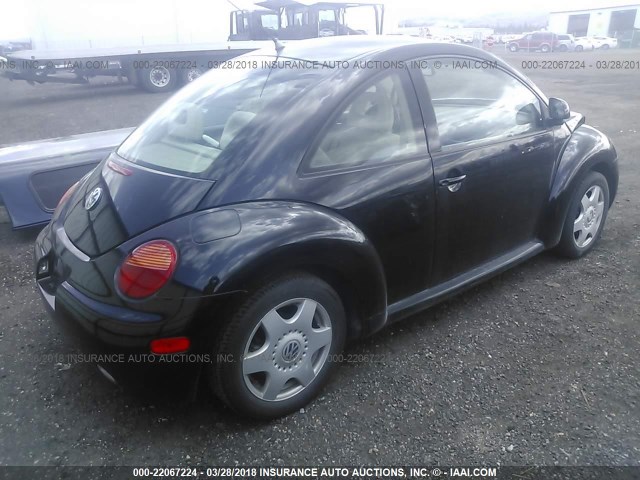 3VWBB61C6WM039063 - 1998 VOLKSWAGEN NEW BEETLE 黑色 照片 4