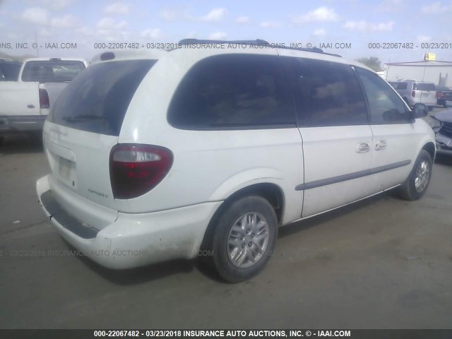 2B4GP443X2R588663 - 2002 DODGE GRAND CARAVAN SPORT WHITE photo 4