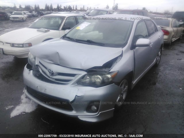 2T1BU4EEXBC593836 - 2011 TOYOTA COROLLA S/LE SILVER photo 2