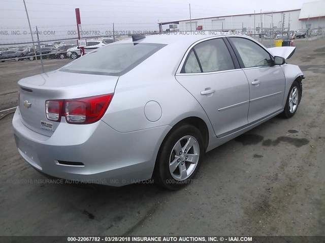 1G11B5SL0FF278916 - 2015 CHEVROLET MALIBU LS ვერცხლისფერი ფოტო 4