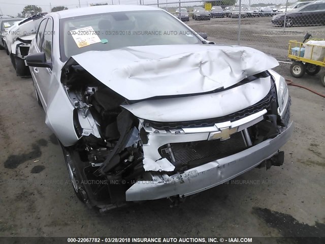 1G11B5SL0FF278916 - 2015 CHEVROLET MALIBU LS ვერცხლისფერი ფოტო 6