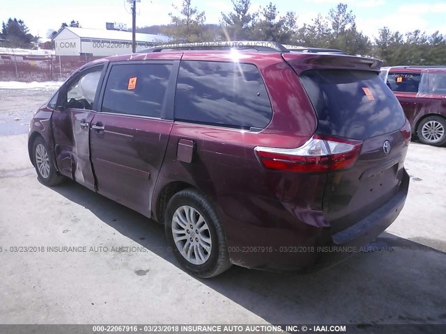 5TDYK3DC9FS636280 - 2015 TOYOTA SIENNA XLE/LIMITED MAROON photo 3