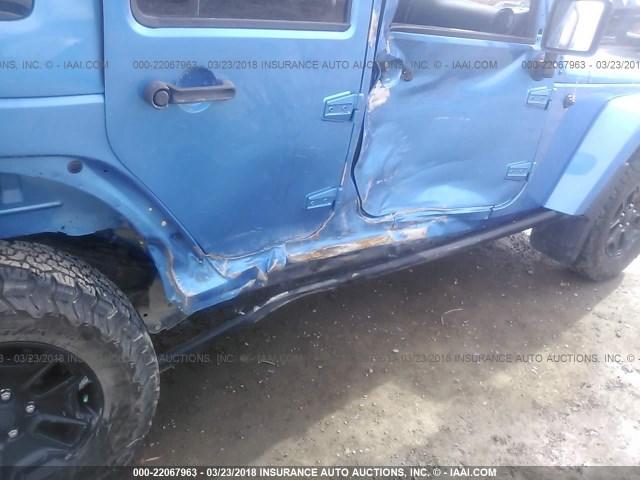 1C4BJWEG9GL214721 - 2016 JEEP WRANGLER UNLIMITE SAHARA BLUE photo 6