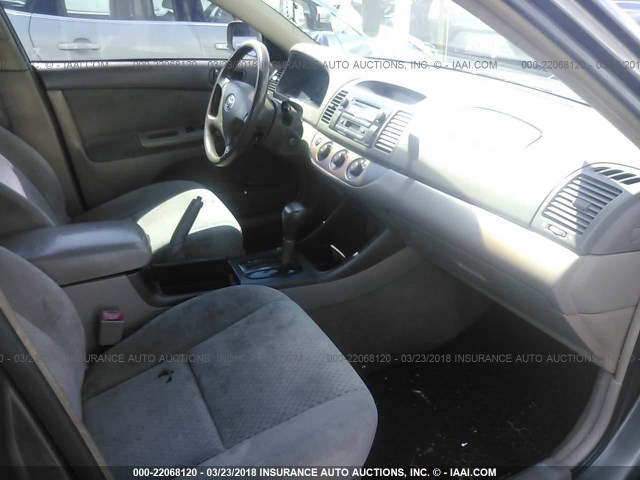 4T1BE32K84U845523 - 2004 TOYOTA CAMRY LE/XLE/SE Boz foto 5