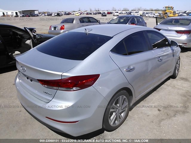 5NPD84LF5HH110252 - 2017 HYUNDAI ELANTRA SE/VALUE/LIMITED SILVER photo 4