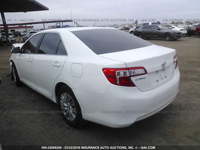 4T4BF1FK5CR269941 - 2012 TOYOTA CAMRY SE/LE/XLE 白色 照片 3