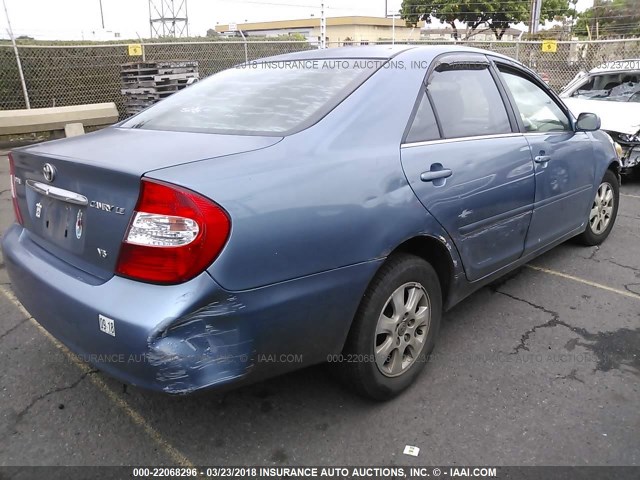 JTDBF30KX20042172 - 2002 TOYOTA CAMRY LE/XLE/SE BLUE photo 4