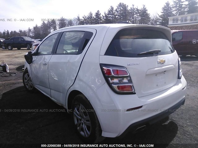 1G1JG6SG1H4163718 - 2017 CHEVROLET SONIC WHITE photo 3