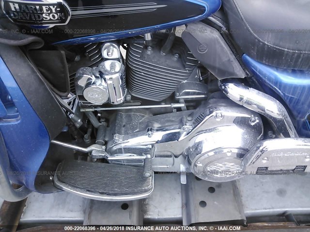 1HD1FC4148Y622586 - 2008 HARLEY-DAVIDSON FLHTCUI BLUE photo 9