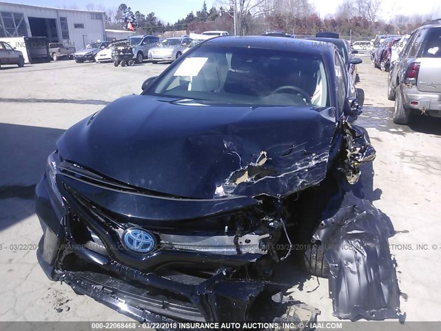 4T1B21HKXJU003489 - 2018 TOYOTA CAMRY HYBRID/LE/XLE/SE BLACK photo 6