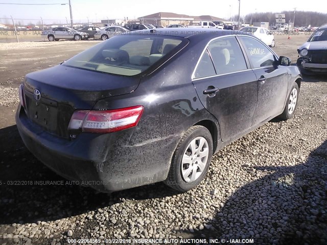 4T4BF3EK6AR045359 - 2010 TOYOTA CAMRY SE/LE/XLE Черный фото 4