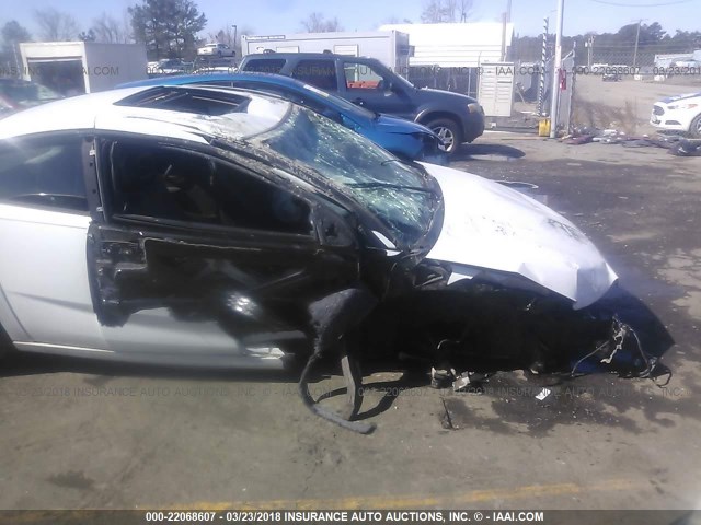 1G8AW12F64Z151012 - 2004 SATURN ION LEVEL 3 WHITE photo 6