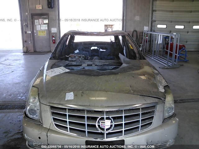 1G6KD57Y17U160853 - 2007 CADILLAC DTS GOLD photo 6