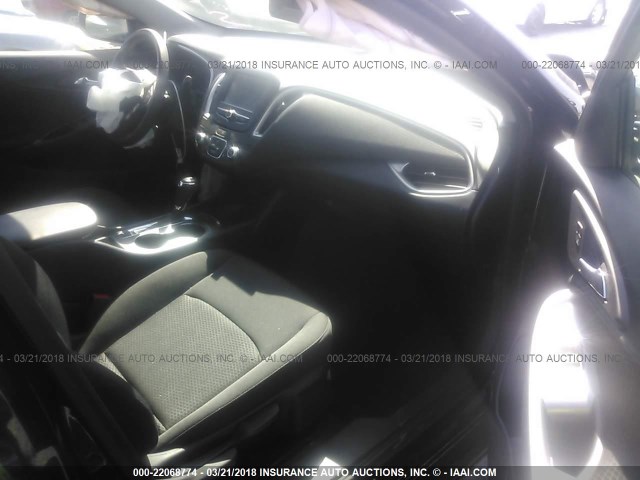 1G1ZB5ST7HF241612 - 2017 CHEVROLET MALIBU LS 黑色 照片 5