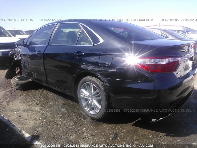 4T1BF1FKXHU373276 - 2017 TOYOTA CAMRY LE/XLE/SE/XSE Noir photo 3