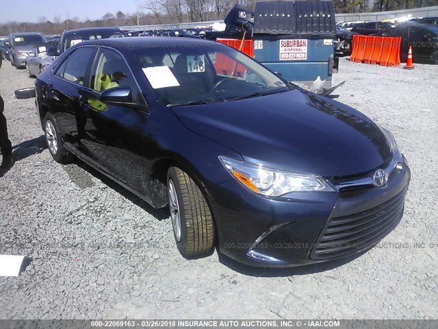 4T4BF1FK3GR517996 - 2016 TOYOTA CAMRY LE/XLE/SE/XSE Dark Blue photo 1