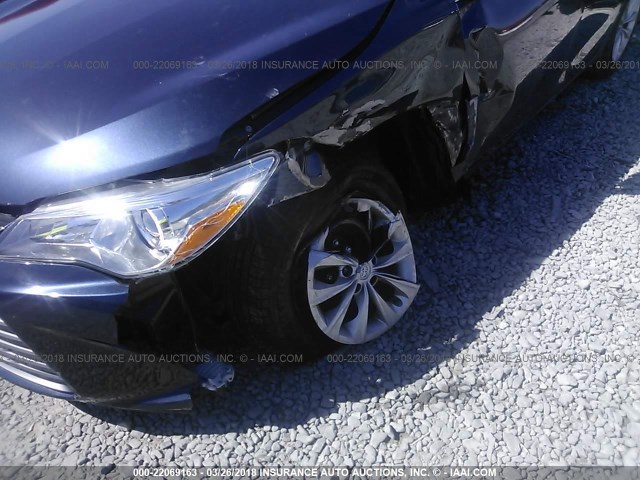 4T4BF1FK3GR517996 - 2016 TOYOTA CAMRY LE/XLE/SE/XSE Dark Blue photo 6