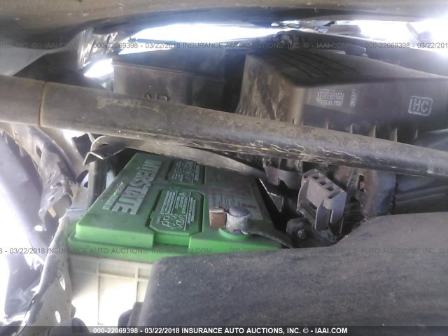 4T1BF3EK1AU575782 - 2010 TOYOTA CAMRY SE/LE/XLE WHITE photo 10