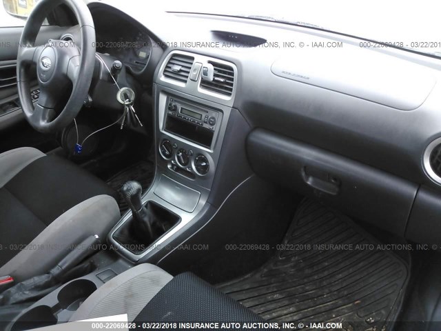 JF1GD67686G519688 - 2006 SUBARU IMPREZA 2.5I GRAY photo 5