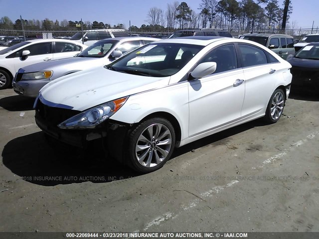 5NPEC4AB3BH222140 - 2011 HYUNDAI SONATA SE/LIMITED WHITE photo 2