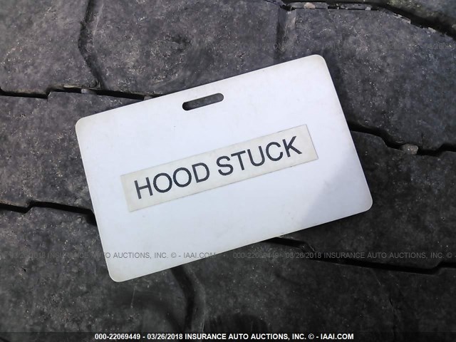 1FUJGLDR3BLAT6448 - 2011 FREIGHTLINER CASCADIA 125  BLUE photo 9