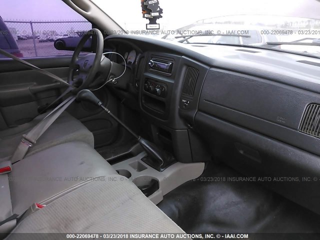 3D7KA28C73G703469 - 2003 DODGE RAM 2500 ST/SLT 栗色 照片 5